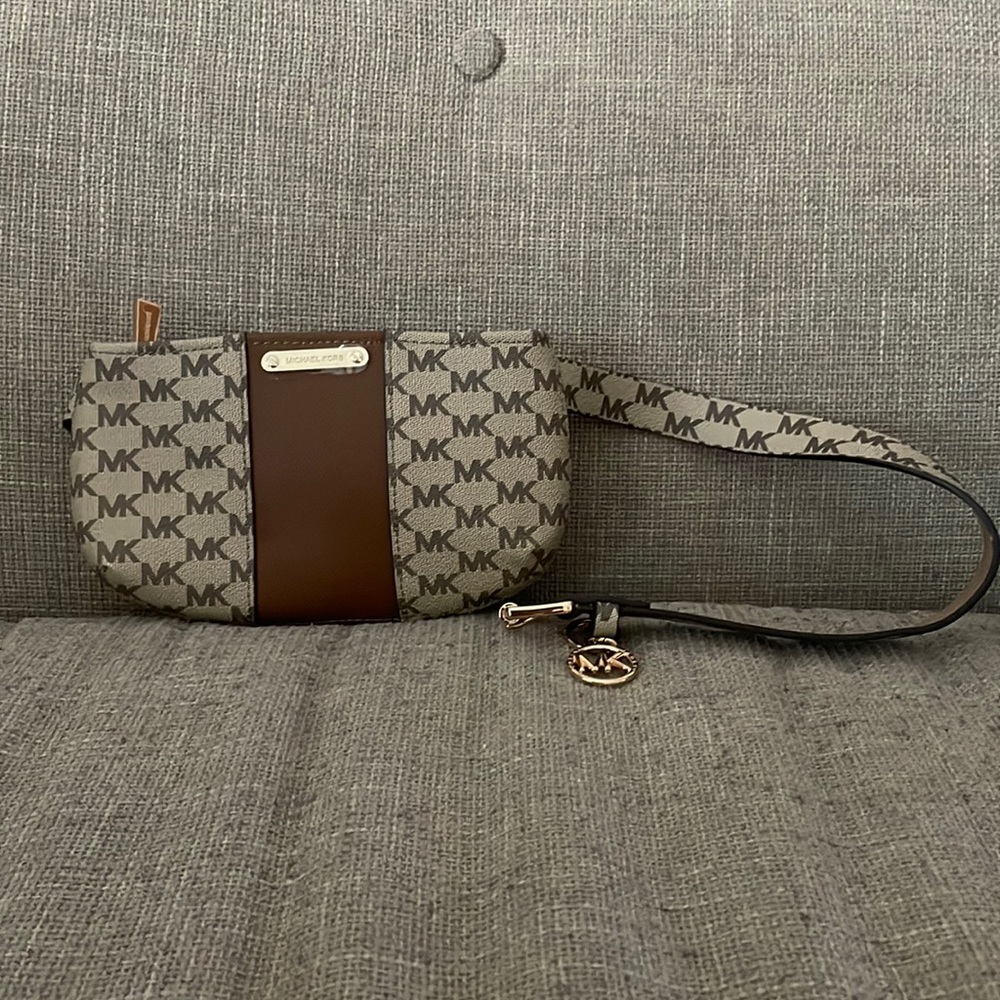 Michael kors belt bag